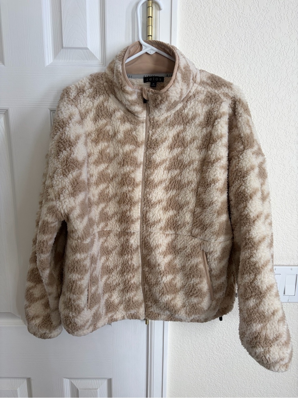 purchased at Evereve Zelos Women's Cream & Tan Fleece Zip Jacket